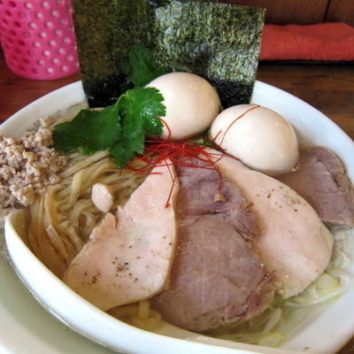 「ガハハ 塩 鶏そば 750円 + 味玉×2」@鶏そばムタヒロの写真