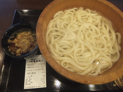 「釜揚げうどん大390円(毎月1日半額で190円)」@丸亀製麺 柏駅南口店の写真