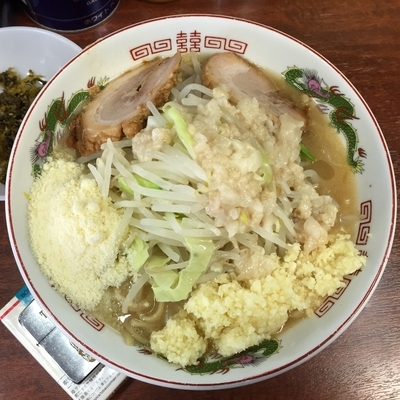 「ラーメン＋からし高菜＋粉チーズ」@ラーメン 豚んちの写真