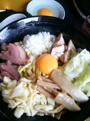 「かんずり煮干油そば大盛り」@麺屋 扇 SENの写真