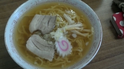 「中華そば550円」@食堂なまえの写真