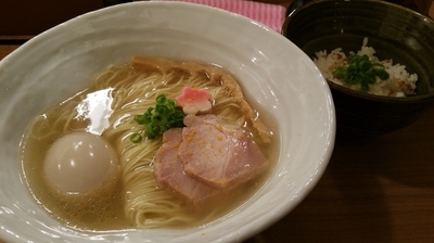 「鯛塩そば半熟玉子入り(880)+鯛めし(小)(120円)」@鯛塩そば 灯花 本店の写真