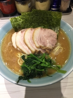 「チャーシュー麺、硬め」@横浜家系らーめん 武虎家 綱島店の写真