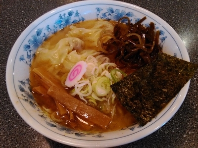 「ちゅら塩ラーメンラリー限定 ちゅら塩軟骨ソーキのワンタン麺」@東池袋大勝軒 沖縄宜野湾店の写真