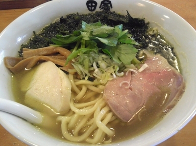 「【期間限定】磯煮干そば（塩）￥850・太麺変更￥50」@中華そば 田家 本店の写真