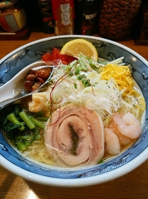 「〖月替り限定〗冷やし塩らーめん（大盛同料金）880円」@らーめん しおの風 本店の写真