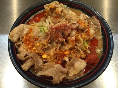 「紅らーめん+バラ増し【980円】」@麺創研 紅 府中の写真