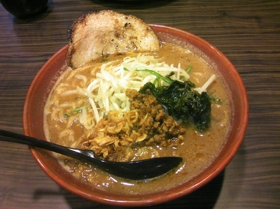 「伊勢味噌らーめん　大盛　炙りチャーシュー１枚」@蔵出し味噌 麺場 田所商店 船橋店の写真