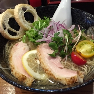 「細いかた麺好きの冷やし煮干し塩らーめん」@らーめん専門 和海の写真