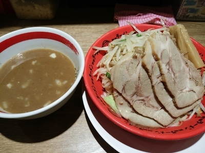 「冷やしスタミナつけ豚野郎1,050円」@野郎ラーメン 新橋駅前店の写真