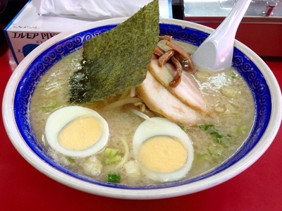 「ランチラーメン 脂多め¥850+ニンニク¥50」@MURAYAMAホープ軒 本店の写真