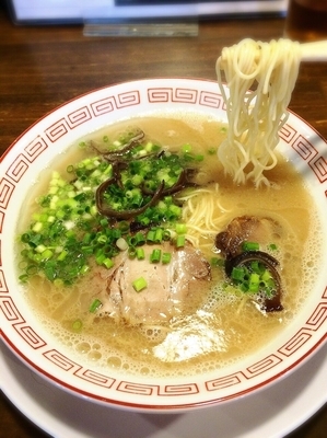 「博多らーめん¥650」@博多屋台の写真