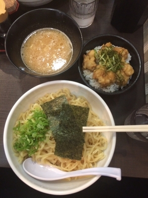 「濃厚鶏骨醤油つけそば&チャーシュー御飯」@濃厚鶏そば 麺屋武一 秋葉原店の写真