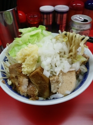 「油そば（ニンニク・タマネギ）700円+豚100円」@ラーメン信者の写真