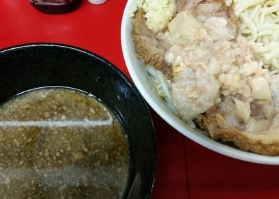 「ラーメン＋つけ麺　ニンニクアブラ　700＋100円」@ラーメン二郎 西台駅前店の写真