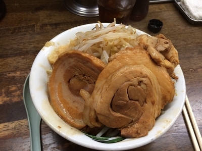 「雷そば 半豚 ヤサイニンニク増し」@雷 北松戸本店の写真