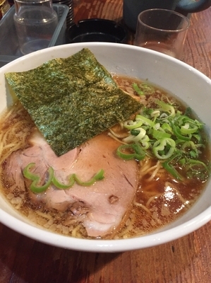 「尾道ラーメン」@尾道らーめん 柿岡や 浜松町店の写真