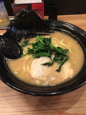 「塩ラーメン＋餃子」@らーめん YuToRiの写真