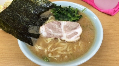 「ラーメン 並 680円」@家系ラーメン 湘南 栄家の写真