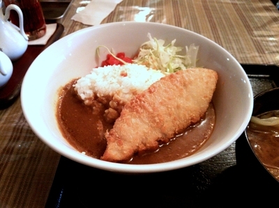 「白身魚フライカレー」@花の木の写真