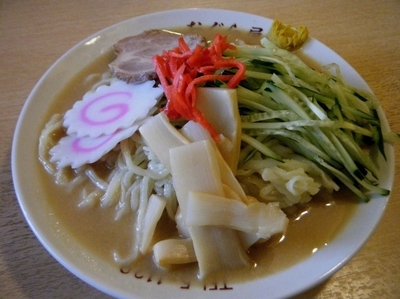 「夏季限定：冷やしラーメン750円」@おぐら屋の写真
