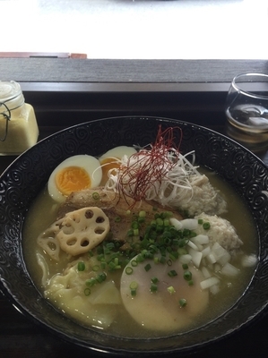 「特製濃厚鶏そば」@麺や くろもん 立石二号店の写真