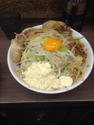 「小ぶた/ 汁なし/ 粉チーズ @¥970」@ラーメン二郎 横浜関内店の写真