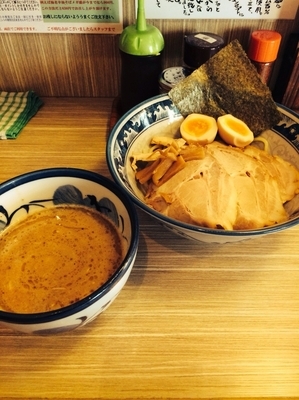「特製つけ麺 中盛り」@秋葉原つけ麺 油そば 楽の写真