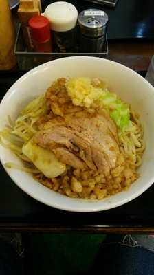 「豚油そば 750円」@ラーメン愉悦処 似星の写真