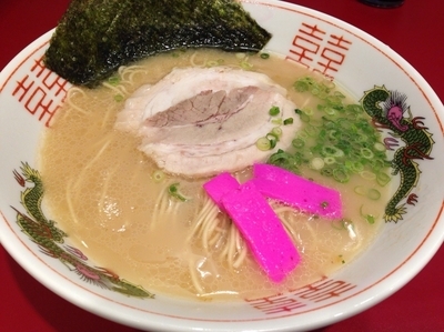 「長崎とんこつラーメン」@長崎とんこつ おか福の写真