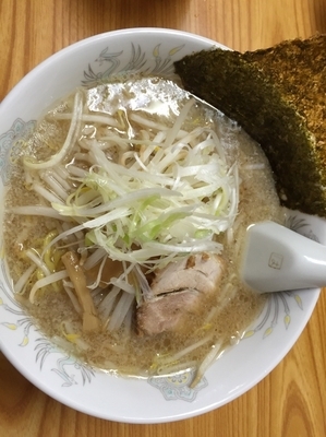 「ラーメン（麺固め）650円」@とんこつラーメン一代 総本山の写真