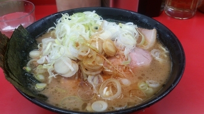 「チャーシューメン(麺硬め・味濃いめ)＋【朝限定】ねぎ」@ラーメン杉田家の写真