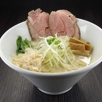 鶏白湯ラーメン