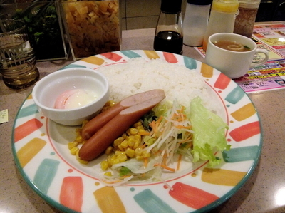 「モーニングプレート ・ ソーセージ＆温泉玉子」@カレーハウス11 イマサの写真