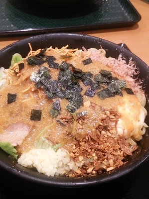 「冷やしまぜそば倍盛り（全マシ）」@ジャンクガレッジ イオン北戸田店の写真