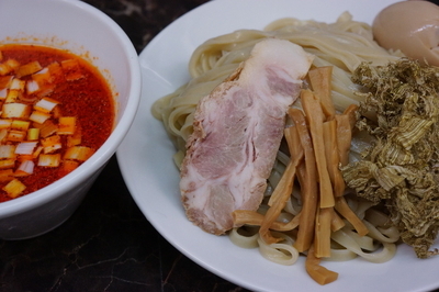 「辛つけめん（中辛）＋大盛＋Ｂ玉」@らーめん えんやの写真