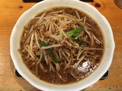 「炒めモヤシの醤油ラーメン【860円】」@味噌蔵らーめん まるしゅうの写真