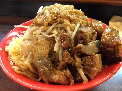 「ブタメン (中) 豚マシ 830円」@恵比寿ブタメンの写真