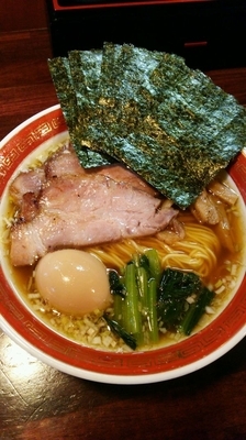 「特しょうゆ（細麺）850円 のり50円」@麺処 懐やの写真