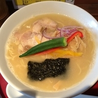 濃厚鶏白湯そば