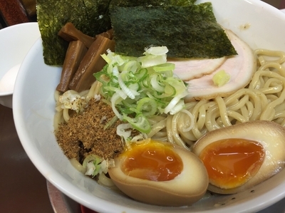 「特製油そば 880円」@自家製太打麺 勢拉 行徳駅前店の写真