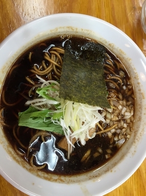 「らー麺 黒700円+味たま100円」@麺処 くろ川の写真