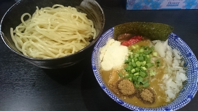 「かれあつ（中盛）粉チー刻み葱魚粉」@二代目狼煙 分店 弐の写真