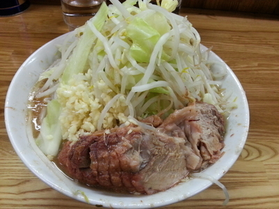 「小ラーメン（ヤサイ・ニンニク）」@ラーメン二郎 赤羽店の写真