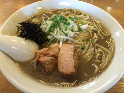 「濃厚煮干そば」@中村屋総本山の写真