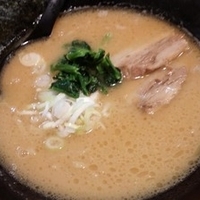 醤油豚骨ラーメン