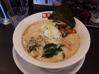 「塩とんこつラーメン」@ラーメン 蔵屋の写真