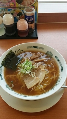 「中華そば 390円 大盛分サービス券で無料」@日高屋 杉戸高野台店の写真