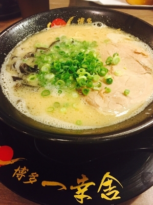「ラーメン¥750」@博多一幸舎 博多デイトス店の写真