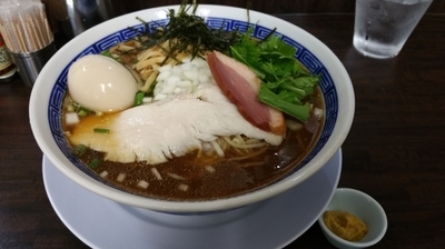 「【ランチゲリラー】汁・冷やし(醤油)+大盛+味玉」@丸直の写真